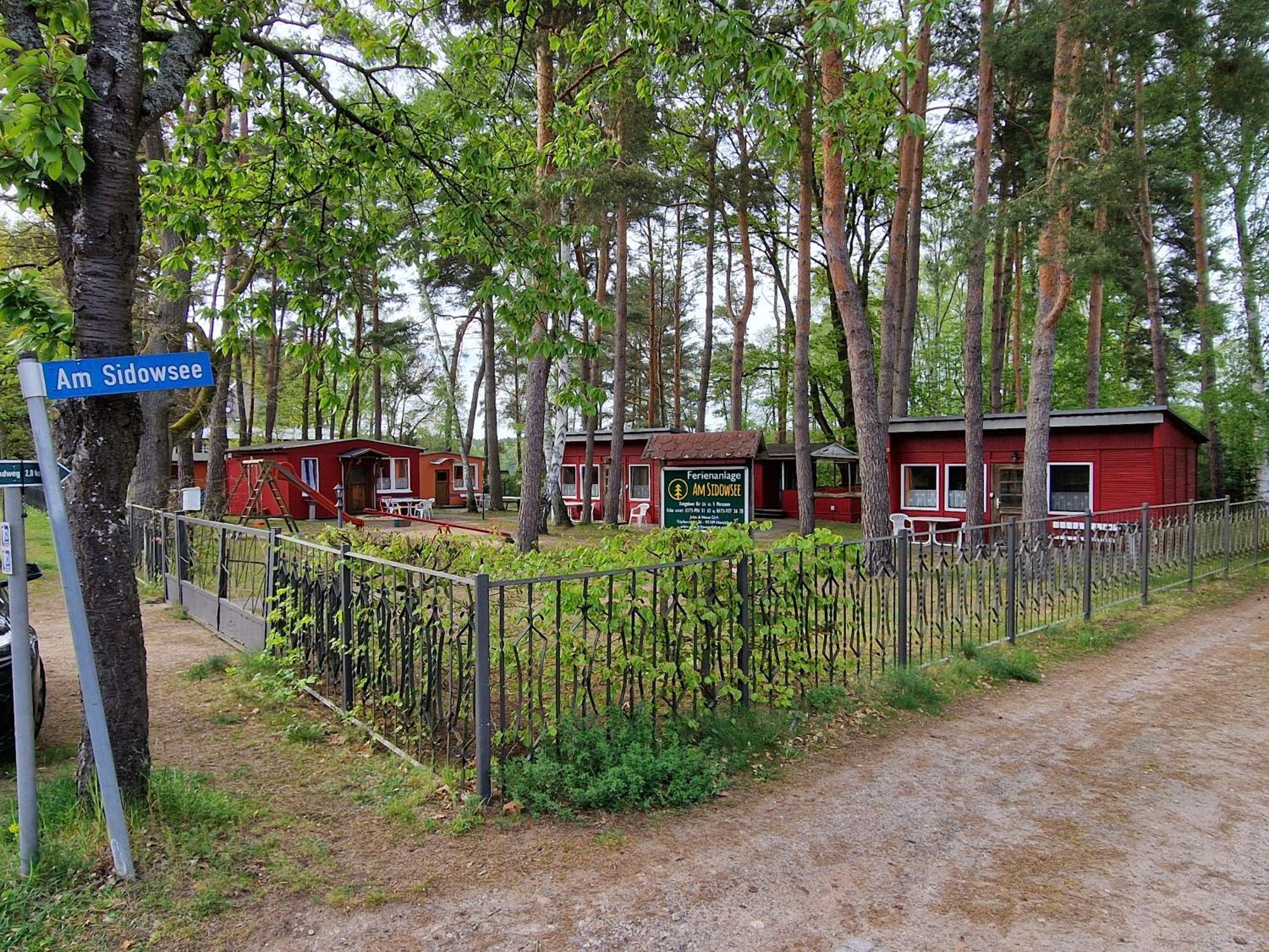Ferienanlage "Am Sidowsee" Himmelpfort Exterior photo